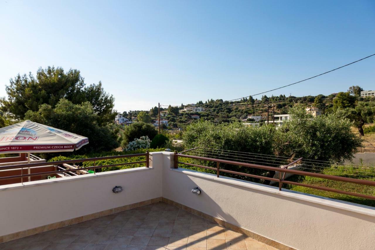 Villa Kristin 2 - 2Min Walk To Great Sandy, Shallow Beach Никити Екстериор снимка