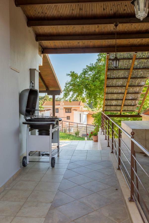 Villa Kristin 2 - 2Min Walk To Great Sandy, Shallow Beach Никити Екстериор снимка