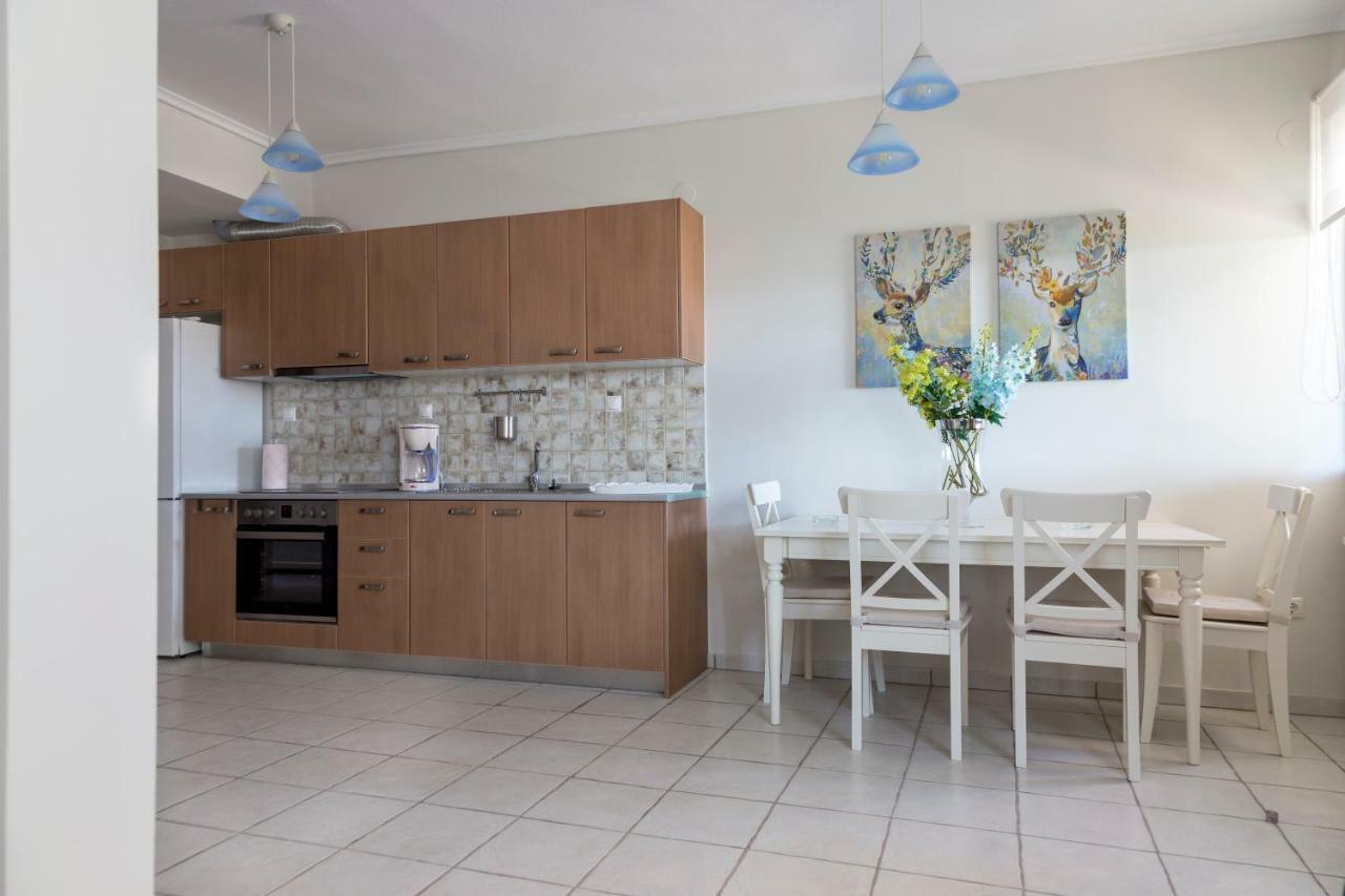 Villa Kristin 2 - 2Min Walk To Great Sandy, Shallow Beach Никити Екстериор снимка
