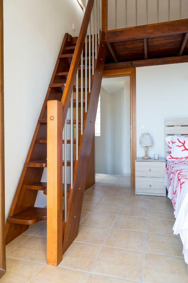 Villa Kristin 2 - 2Min Walk To Great Sandy, Shallow Beach Никити Екстериор снимка